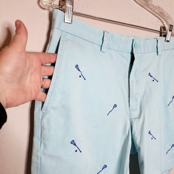 Vineyard Vines Lacrosse Embroidered Breaker Shorts - Pool Side 7" Size 33 - Picture 2 of 14